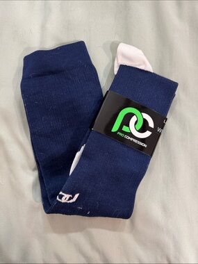 Pro Compression Women’s Navy & White Compression Socks L/XL Wide